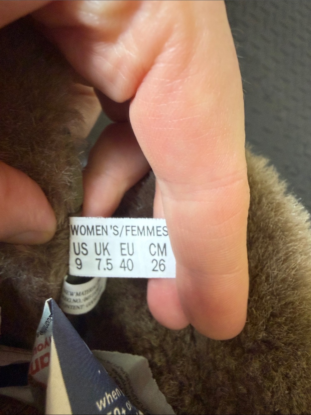 The North Face Camo Quilted Fur-Trim Winter Boots - Green/Brown - Picture 2 of 5